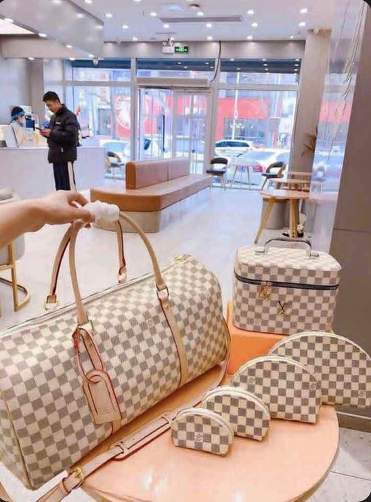 LV WHITE CHECK SET